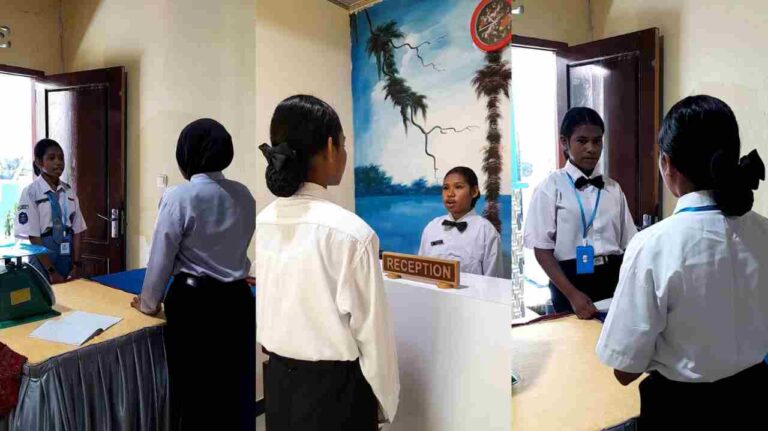 Kolase foto ujian mata pelajaran Front Office & Laundry di ruangan Front Office dan ruangan Laundry Jurusan Perhotelan SMK Pariwisata St. Theresia Langgur, Selasa (19/11/2024). Foto: Labes Remetwa
