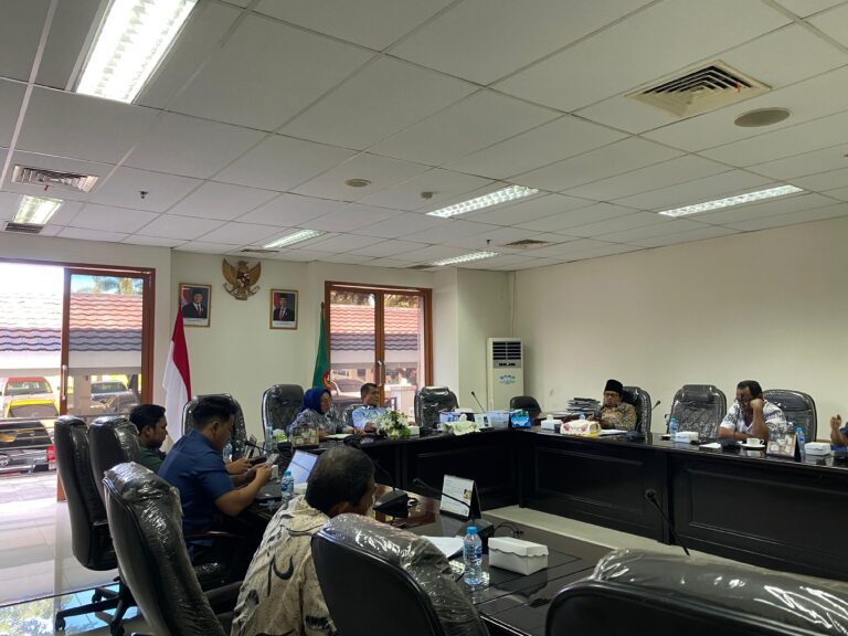 Kelangkaan Minyak Tanah, Kadis Perindag Disorot DPRD Maluku