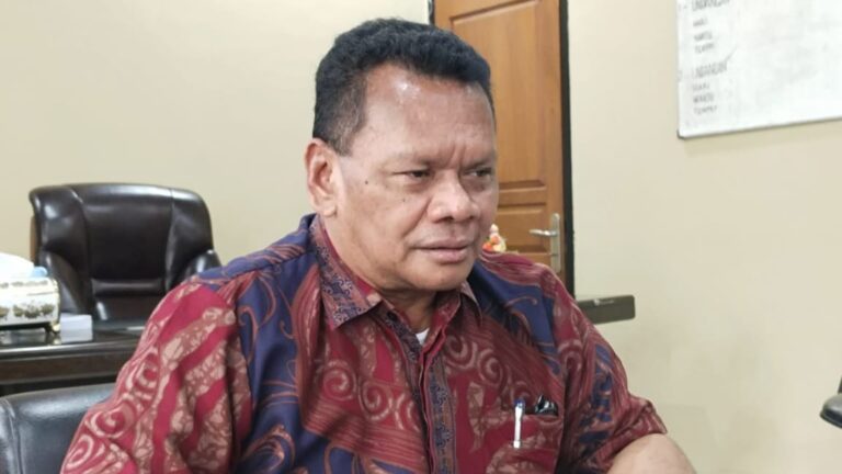 Ketua DPRD Kabupaten Maluku Tenggara (Malra) Stepanus Layanan, Kamis (5/12/2024).