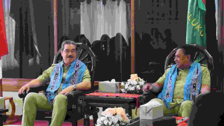 Tiba di Bandara Pattimura, Lewerissa-Vanath Kompak Menuju Kantor Gubernur Maluku