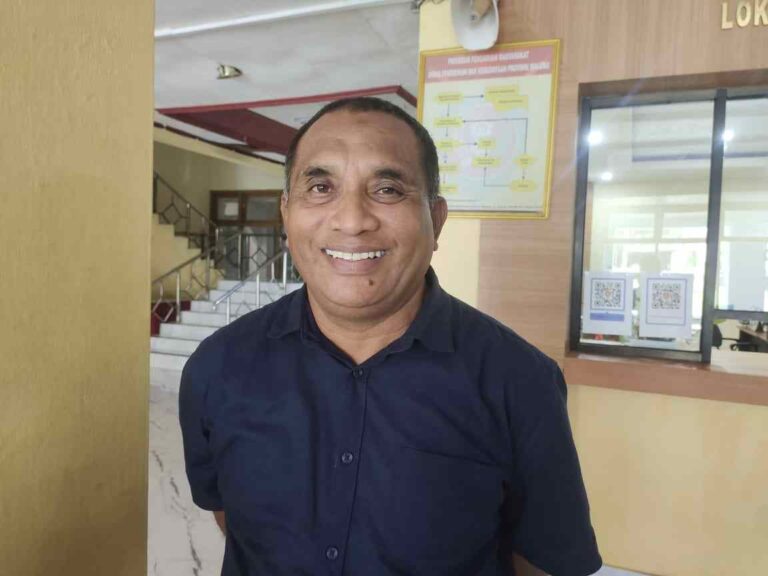 Ketua PGRI Maluku Soroti Pemutusan Kontrak Guru, Harapkan Dukungan Gubernur Baru