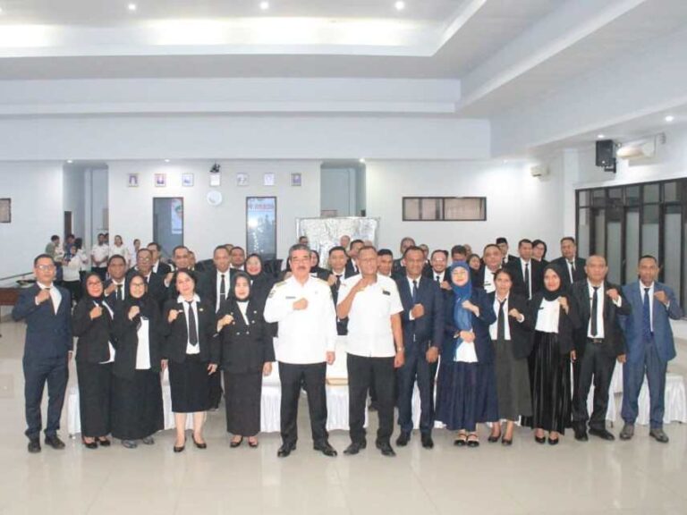 40 Peserta Lulus Pelatihan Kepemimpinan Administrator, Gubernur Maluku Berikan Pesan Penting