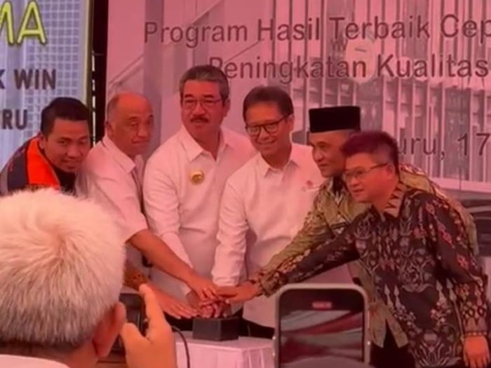 Menkes Sadikin Kunjungi Buru: RSUD Namlea Siap Dibangun, Fakta Miris Tambang Ilegal Terungkap